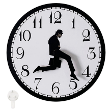 Wandelklok, Silly Walk Wall Een interessante klok