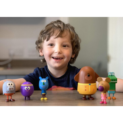 Hey Duggee Hey Duggee 1870R Squirrel Figurine Set with Duggee, Multicolor 1