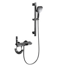 Wandgemonteerde thermostatische regen douche set met pianotoets temperatuurweergave
