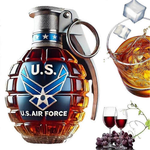 (Navy) High borosilicate grenade shaped whiskey bottle 2