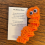 Presente de apoio emocional feito à mão Worry Worm, crochê 5