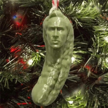 Christmas Green Pickle Hanging Ornament, Xmas Pickle Tree Ornament For Traditional Holiday Decoration