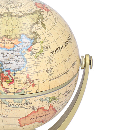 Vivid Color Rotating Globe with Clear Text Ideal for Learning 2