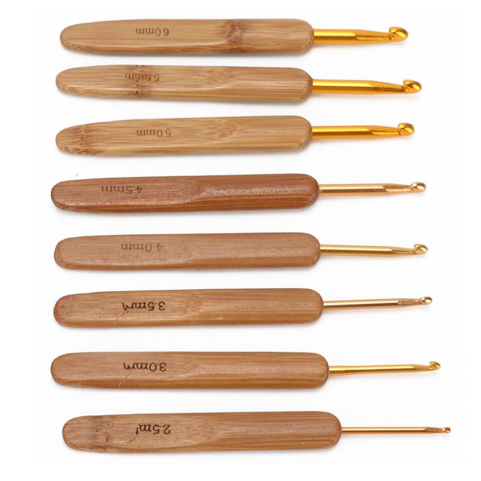 8pcs Crochet Hooks Ergonomic Bamboo Handle Different Sizes Knitting Needles Set For Beginners