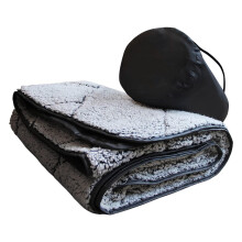 fleece camping blanket Soft moistureproof folding mat waterproof outdoor blanket For camping picnics outdoors