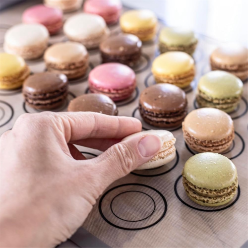 Macaron Baking Mats 4 Pack for Perfect Macarons & Cook 1
