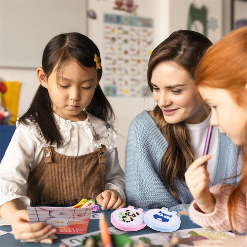 Kit timbrati da 6 pezzi per bambini principianti fai da te mini ricamo 1