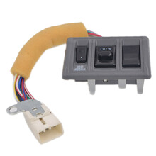 Car Front Right Side Electric Power Window Master Switch for 1994 1995 8482026021 84820-26021