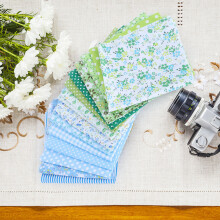 25x25cm Cotton Fabric Assortment Kit – 14 Pcs Flower & Dot Patterns