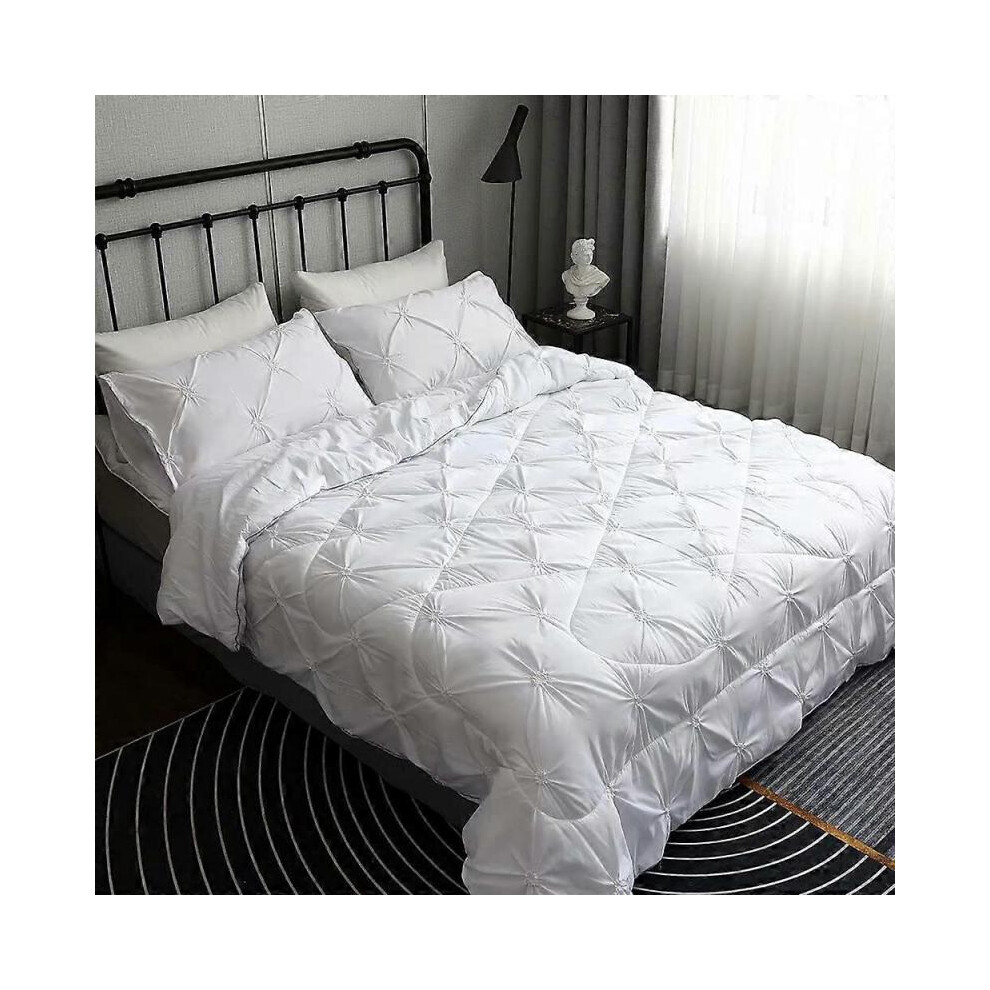 Ultra-Soft Pinch Pleat Comforter Set, Modern Chic Style Down Alternative All-Season Machine Washable Reversible 3 Piece Bedding Sets, Twin/White
