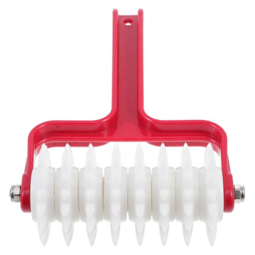 Dough Docker Pizza Hole Puncher Kitchen Gadget for Home Use Red Plastic 1Pack 2