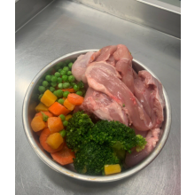 Dog Food Frozen Chicken & veg complete meal 40x500g bags 20kg box