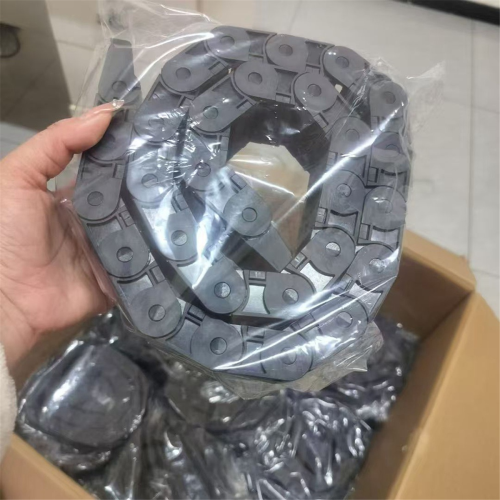 Cable Chains 18x25mm Bridge Type Semi-Open Plastic Towline Transmission Drag Chain for Machine 2