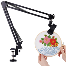 Zwarte borduurtafelstandaardset met 8-12 mm gaten, hand-knievouw voor borduurring