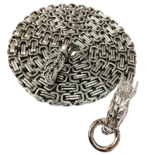 Collana in metallo con catena a frusta in acciaio inossidabile e titanio con spina dorsale di drago da esterno