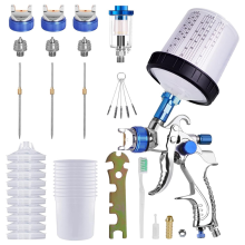 HVLP-Luftfarben-Set mit 10 Schnellmischbechern à 600 ml, 1,4/1,7/2,0 mm Düsen und Wasser-Öl-Abscheider, Sprühgerät