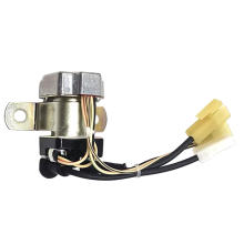 1-82553-040-1 0-25000-7912 Relais pour moteur Excava