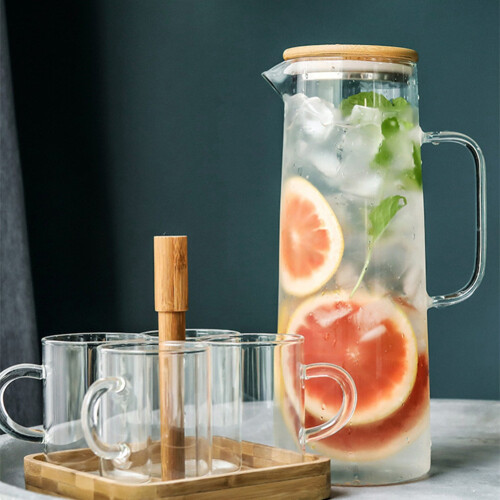 Jarra de agua de vidrio de 1,7 l con asa y tapa de bambú. 2