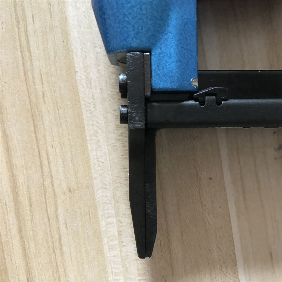 8016Ln Long Mouth Bea Pneumatic Air Stapler Nailer Fine Stapler Tool 4713001668297