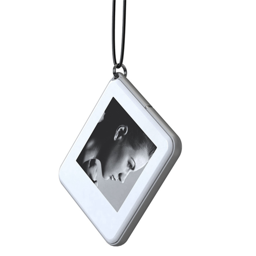 NFC Function Keyring 1.54-inch Three Color Display Screen 2