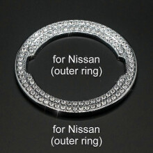 (Nissanin ulkopinnalle) 3D Diamond auton ohjauspyörän metallitarra koristetarrat Bling tekojalokivi