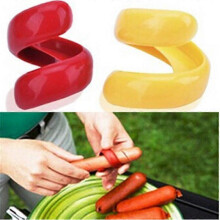Manual Spiral Sausage Cutter BBQ Hot Dog Slicer Kitchen Tools (2 Pieces, RED And Yellow)