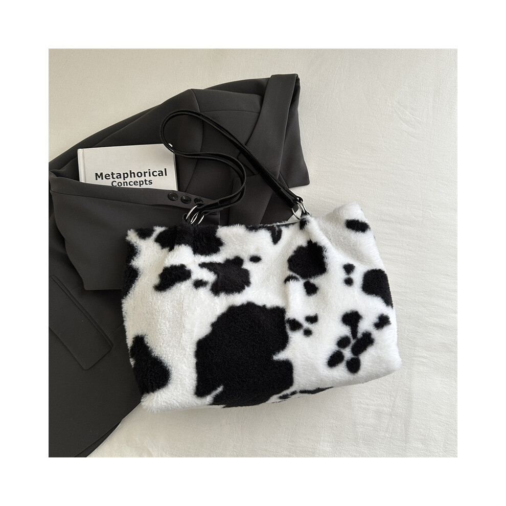 (Black) Comfortable Luxurious And Shoulder Bag With Spacious Interior And Closure Zipper-image-OPC-PJ9FZN9-NEW