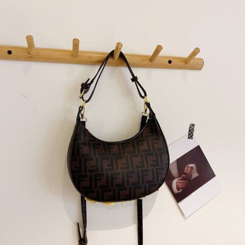 Fashionable shoulder bag 2