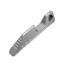 Multifunctionele kleine flesopener van titaniumlegering voor buiten, kan de pot openbreken, draagbare hanger