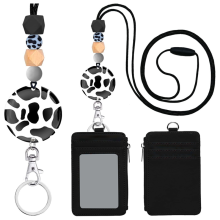 Lanyards met koeienprint voor ID-badges en sleutels, schattige ID-badgehouder met lanyard, vrouwelijke docent verpleegkundige