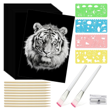 127-delige set kraspapier, houten stylussen en sjablonen voor doe-het-zelf-cadeaus voor verjaardagen (8,5 x 11 inch)
