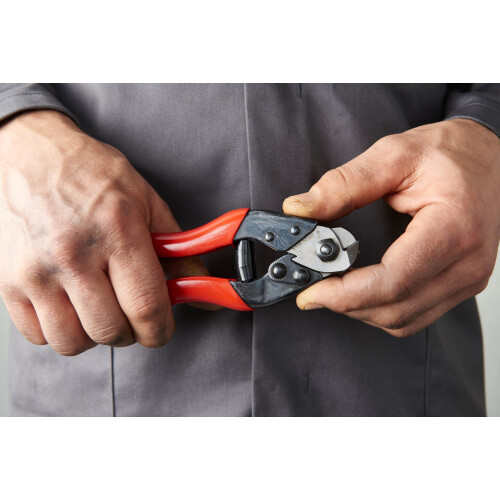 Felco Felco Wire Cutter Model C7 One Handed Operation Triangular Cutting System Cuts 7mm Wire and Cable Without Squashing Dinghy Sailing Rigging Yacht 2