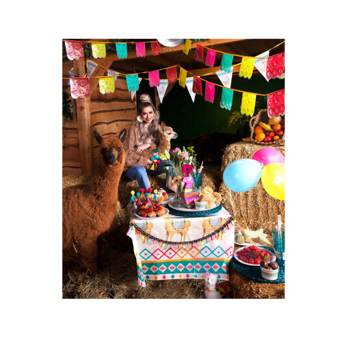 Rubies White llama plastic tablecloth 130 x 180 cm 1