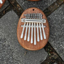 Kalimba Ă 8 touches - 7 x 5 x 1,8 cm - Bois naturel