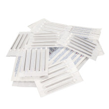100 Stück 14G Edelstahl Piercingnadeln Einweg für Nacken Lippen Nasen