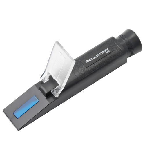 Versatile Refractometer for Car Antifreeze Battery & Detergents 2