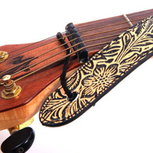 Correa de guitarra ajustable con estampado floral amarillo PU