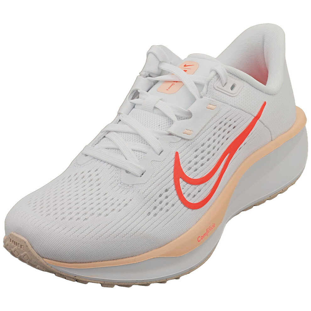 Nike (8) Quest 6 Womens Fashion Trainers In White Crimson