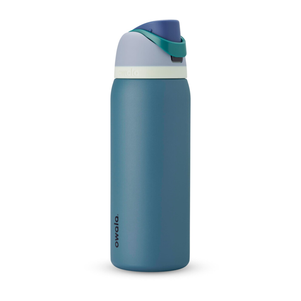Owala FreeSip Insulated Stainless Steel Water Bottle with Straw for Sports and Travel, Leak Proof, BPA-Free, 945ml, Denim