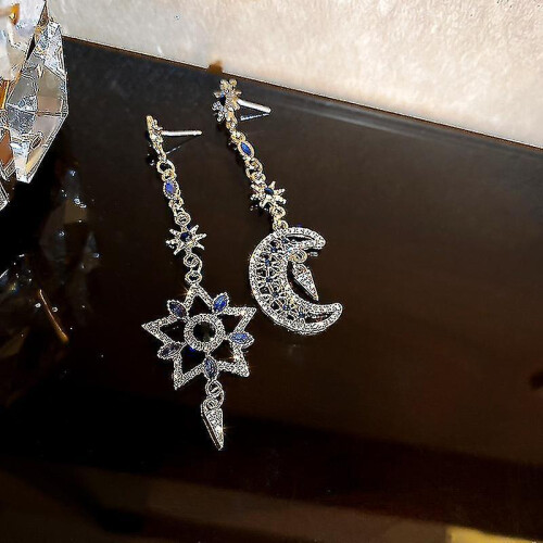 1 Pair Vintage Crystal Moon Star Pendant Earrings Blue Gemstone Long Dangle 2