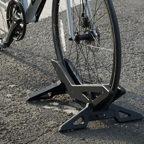 Repair Stand For Bicycles Adjustable For Commuters 1