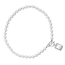 Perlendekette Imitationsperlen Anhänger Kette Alles Passend Elegante Fake-Perlen Kette Stilvolle Damenschmuckkette für Alltag Party Camping