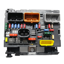 Fuse Box Assembly 9809742880 9666700480 for 307/408/ R05 = R20 C4
