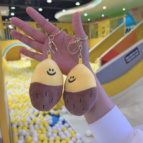 Porte-clé peluche patate douce; clip doré; coton PP 2