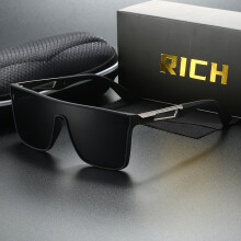 Herrenbrille im Vintage-Stil mit PC-Rahmen und polarisierten Gläsern, C4-Elastik