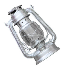 Kerosinlampe Dekorative Tragbare Handlampe aus Metall mit Vintage-Glasöl-Lampe für Outdoor-Camping