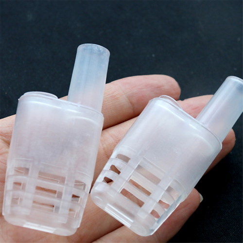 New Queen Bee Cage Beekeeper Plastic Bee Isolator Clip 1