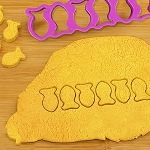 Cortador de crackers mini de plástico con forma de pez morado 1 pieza 2