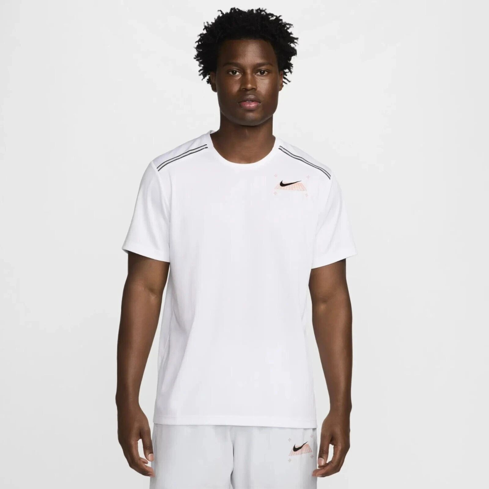 (Small) Nike Miler Dri-Fit T-Shirt Men White Graphic Print