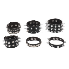 Set da 6 braccialetti neri in PU con borchie, regolabili